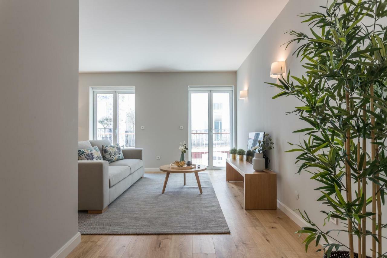 Flh Rato Spacious Apartment Lisbon Exterior photo
